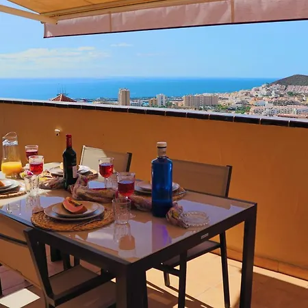 Sunset In The Heights Ocean View - Heated Pool Los Cristianos (Tenerife)